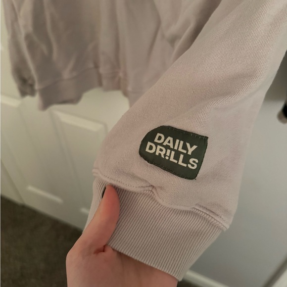 Daily Drills Oversized Crew in Congress - Picture 3 of 6